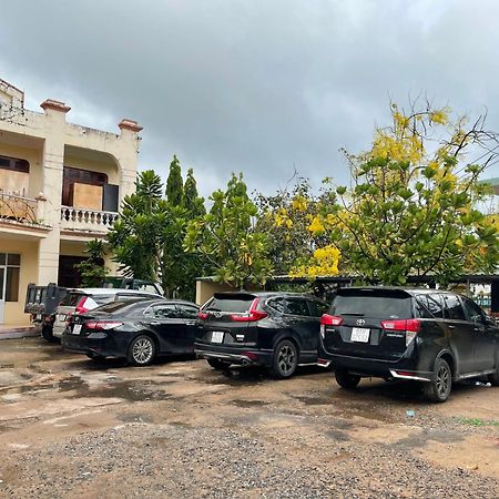 Hotel Minh Hang Phan Thiết Extérieur photo